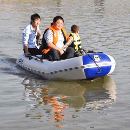 德惠公园游玩充气漂流船